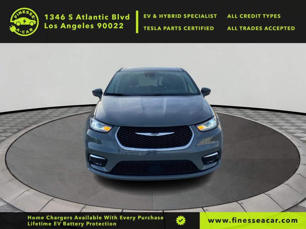 2022 Chrysler Pacifica Hybrid Touring L