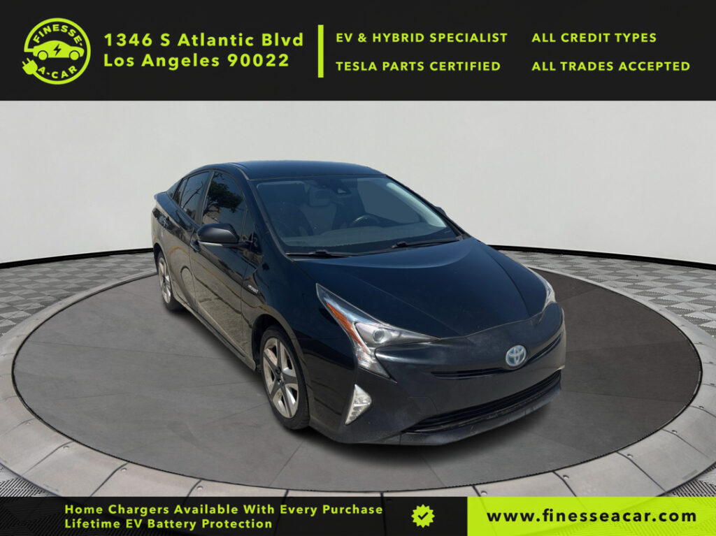 2017 Toyota Prius Two | Two Eco | Three | Three Touring | Four | Four Touring | One