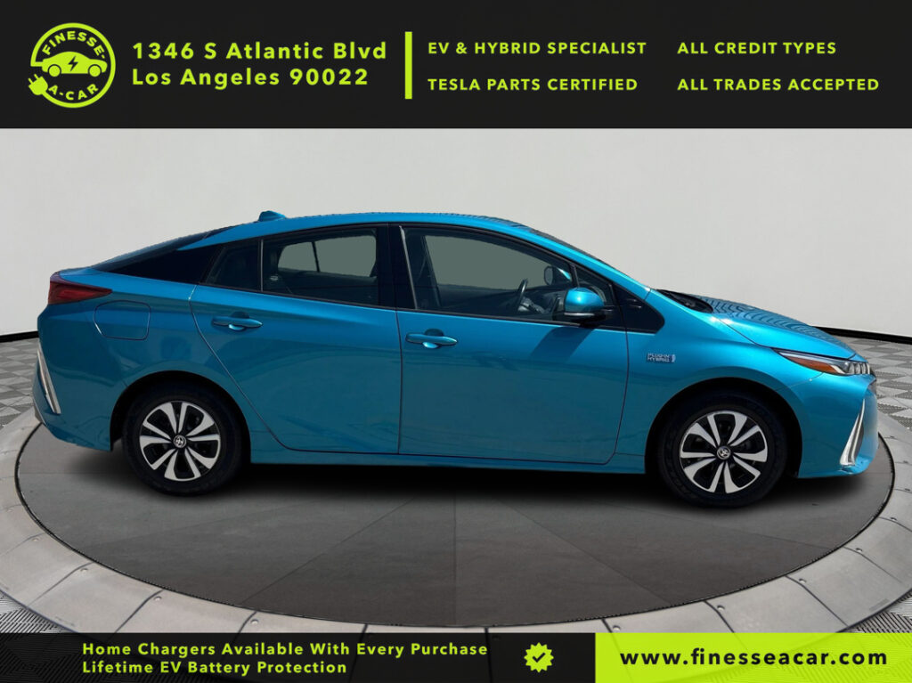 2018 Toyota Prius Prime Plus | Premium | Advanced