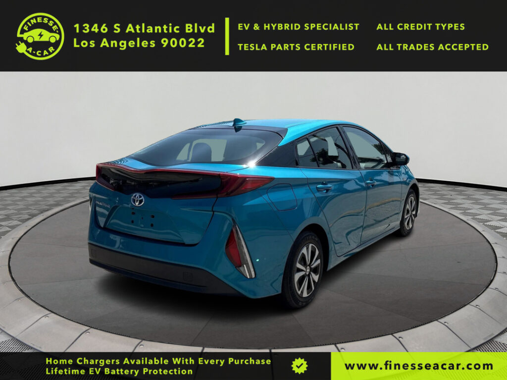 2018 Toyota Prius Prime Plus | Premium | Advanced