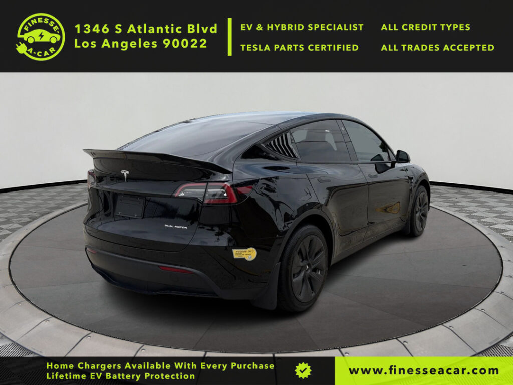 2022 Tesla Model Y Long Range Dual Motor All-Wheel Drive