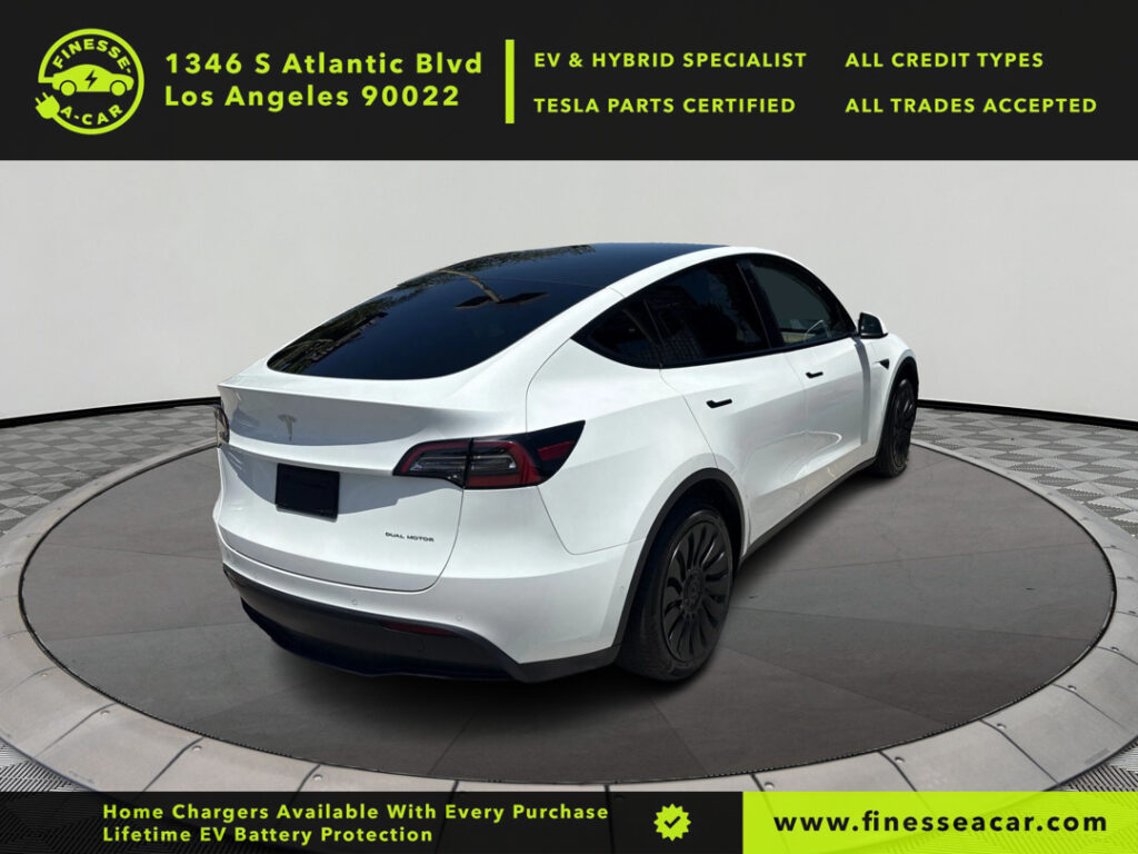 2022 TESLA Model Y
