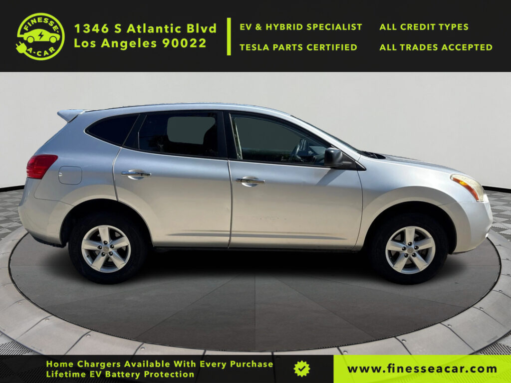 2010 NISSAN Rogue
