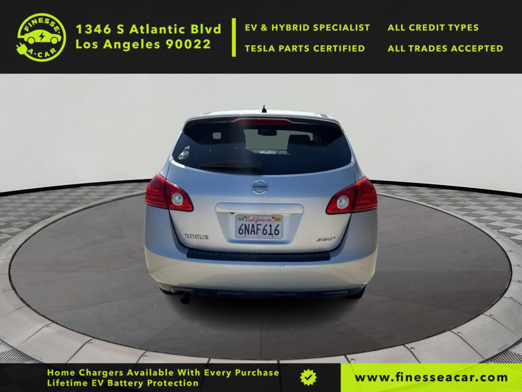 2010 NISSAN Rogue
